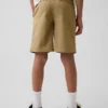 Moderne uniform-shorts for barn i khaki