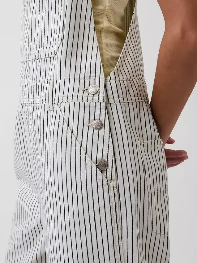 Overalls i avslappet denim med striper