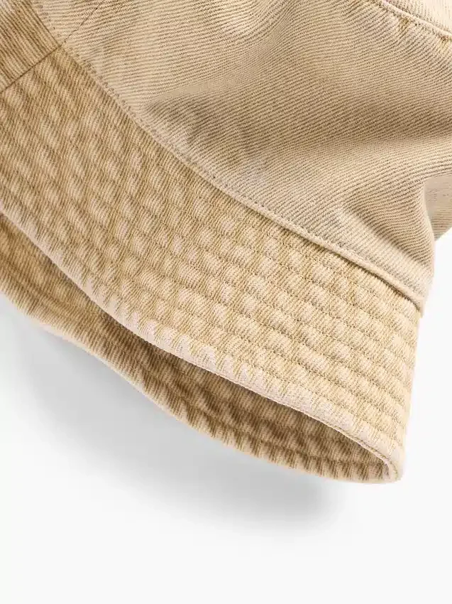 Overfarget denim-bøttehatt for barn