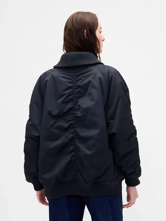 Oversized bomberjakke med strikkkant