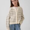 Oversized cardigan for barn
