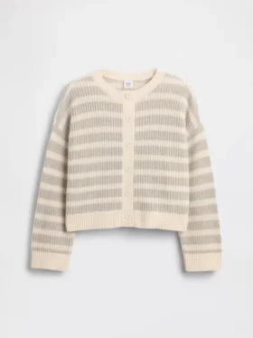 Oversized cardigan for barn