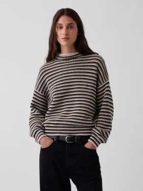 Oversized genser med rullekrage i 100 % bomull