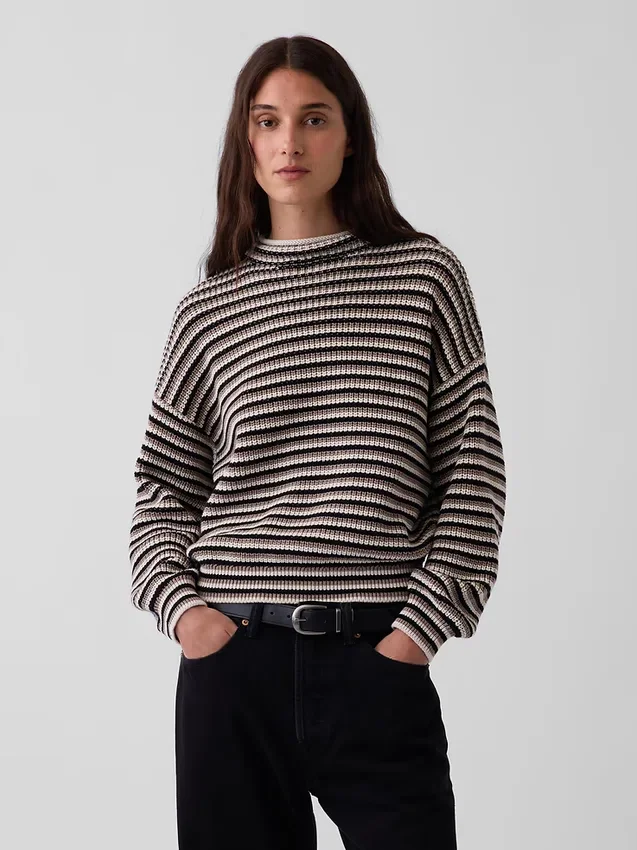 Oversized genser med rullekrage i 100 % bomull