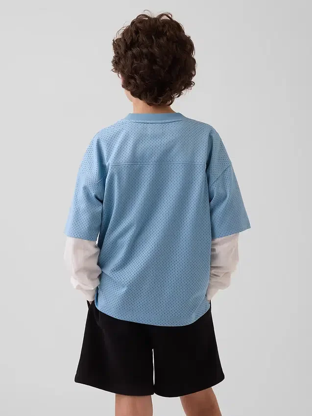 Oversized grafisk jersey-T-skjorte i mesh for barn