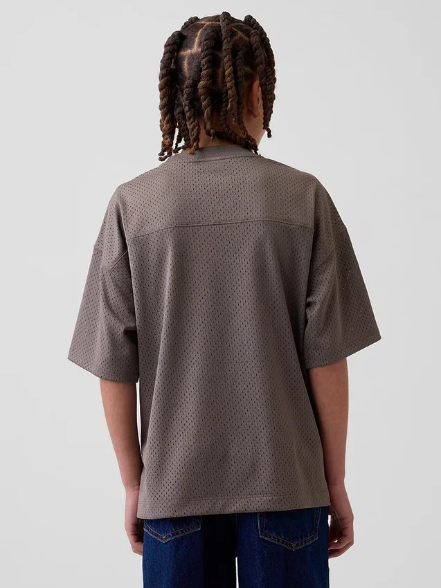 Oversized grafisk jersey-T-skjorte i mesh for barn