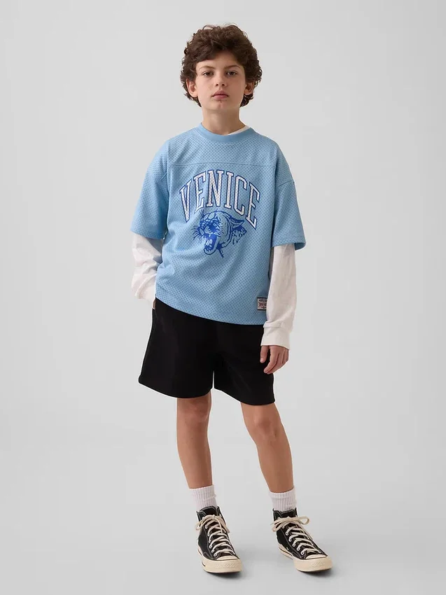 Oversized grafisk jersey-T-skjorte i mesh for barn