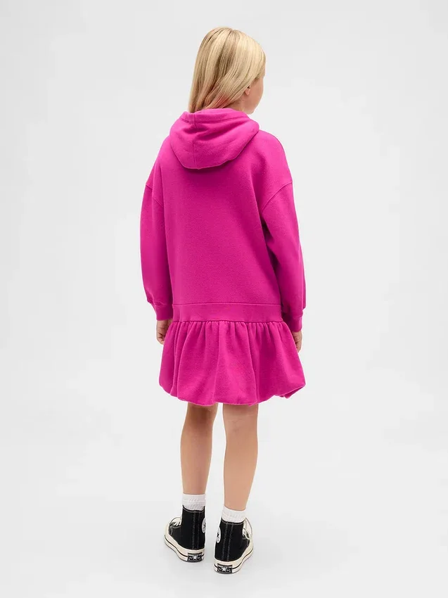 Oversized hettegenser-kjoler for barn