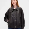 Oversized jakke i vegansk skinn