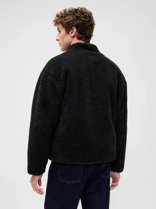 Oversized logo-jakke med glidelås i resirkulert sherpa