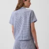 Oversized pyjamaskjorte i krøllet gasbind