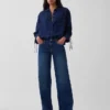 Oversized skjorte i denim med rynkede ermer