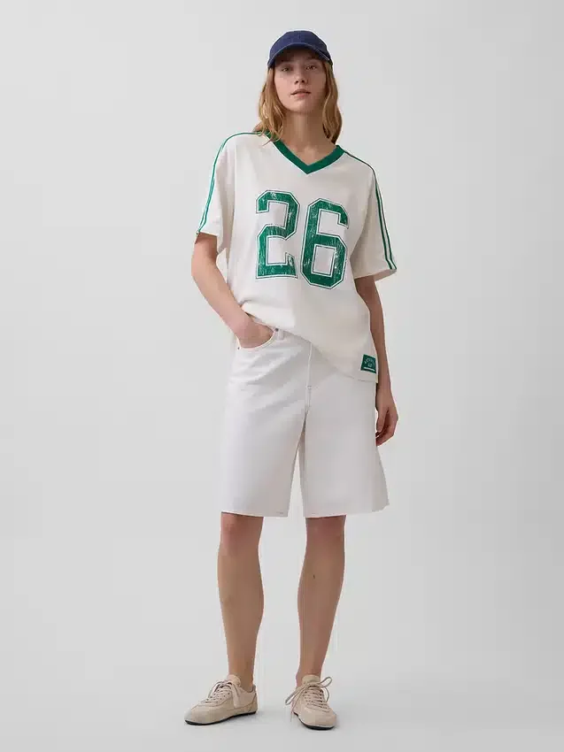 Oversized T-skjorte med Varsity-logo