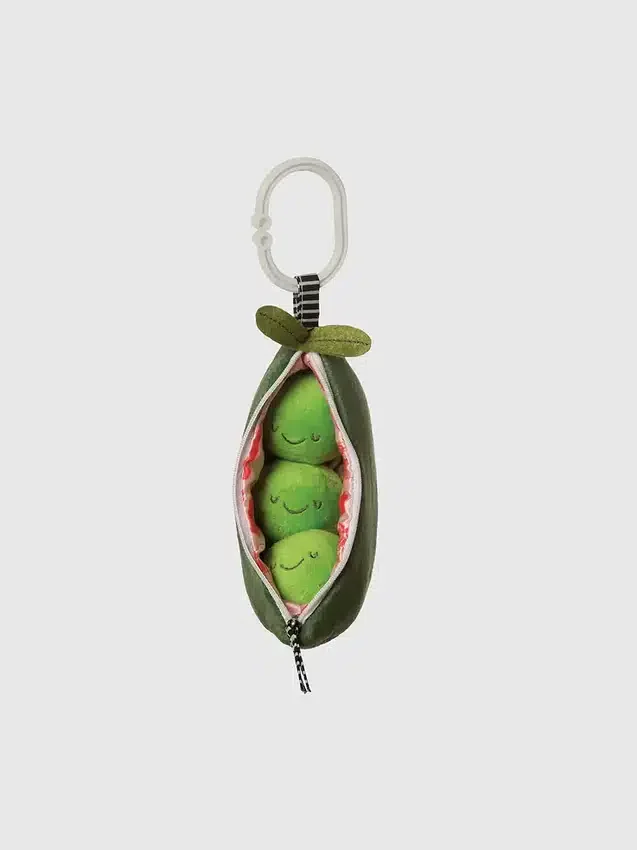 «Peas in a Pod» – babyrangle og pipeleke til reise