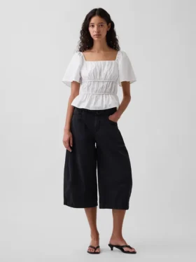 Peplum-top med firkantet hals