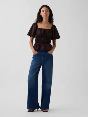 Peplum-top med firkantet hals