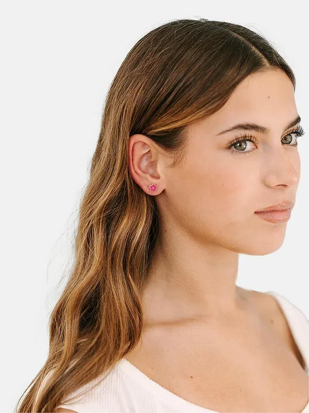 Pierced Co knallrosa blomsterøreringer med skruelås