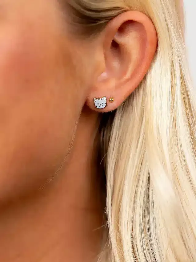 Pierced Co-øreringer med skruelås
