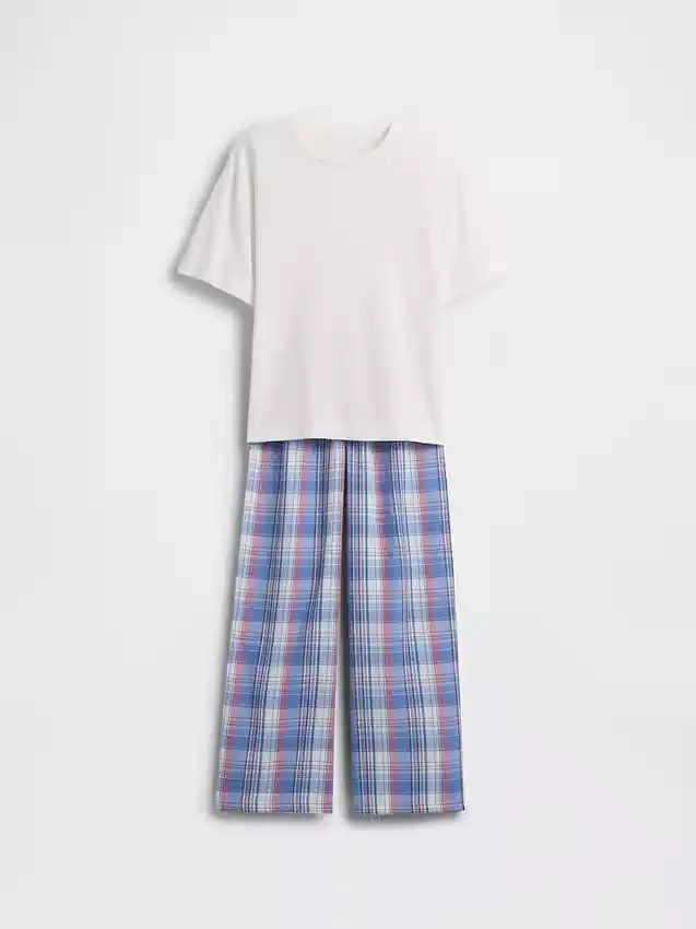 Pyjamasett for barn i resirkulert materiale