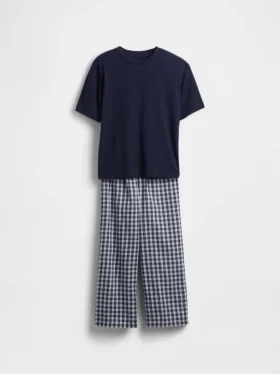 Pyjamasett for barn i resirkulert materiale