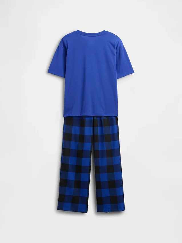 Pyjamasett for barn i resirkulert materiale