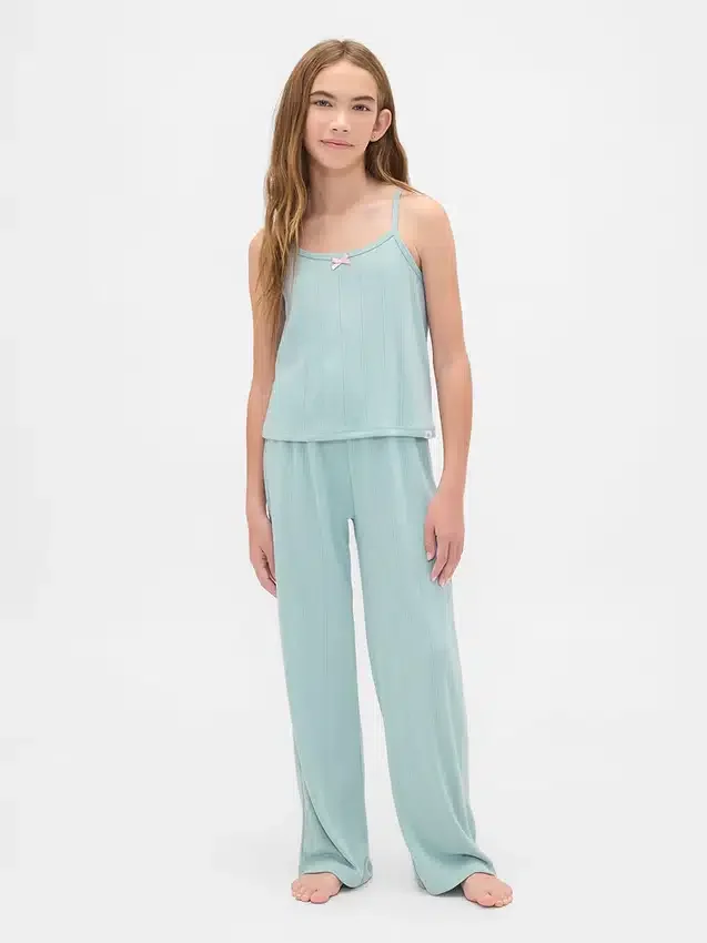 Pyjamasett for barn i resirkulert pointelle-strikk