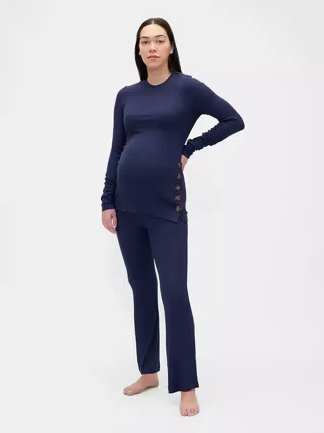 Pyjamasett i modal med ribbestrikk for mammaklær