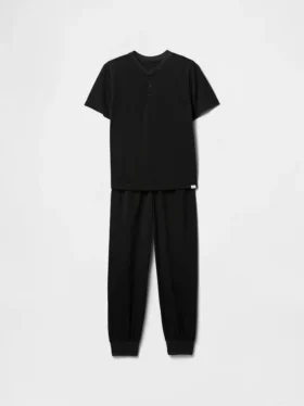 Pyjamasett med joggebukse i resirkulert materiale for barn