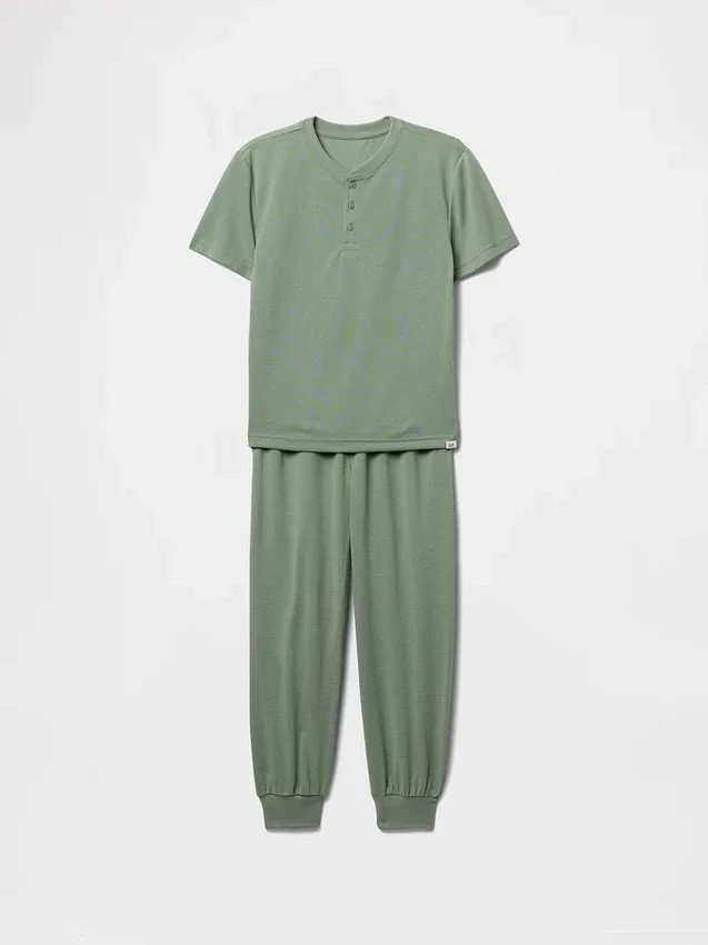 Pyjamasett med joggebukse i resirkulert materiale for barn
