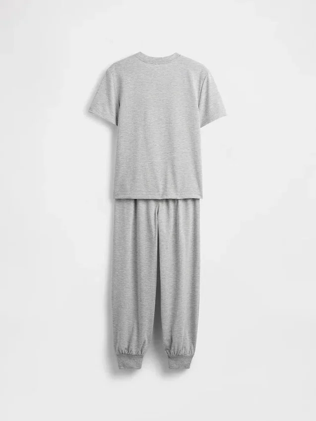 Pyjamasett med joggebukse i resirkulert materiale for barn