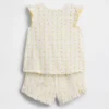 Pyjamasett med shorts og topp i resirkulert stoff med fruktmønster og volanger for Baby og Småbarn