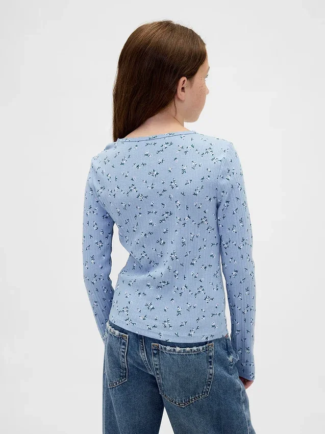 Ribbet T-skjorte for barn