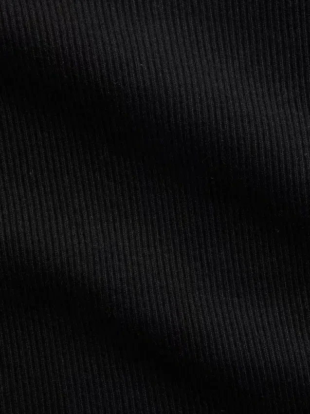 Ribbet T-skjorte for barn
