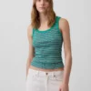 Ribbet tank-top med rund hals