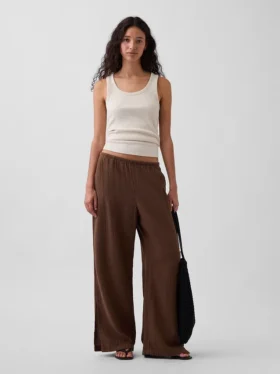 Ribbet tank-top med rund hals