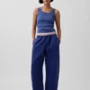 Ribbet tank-top med rund hals