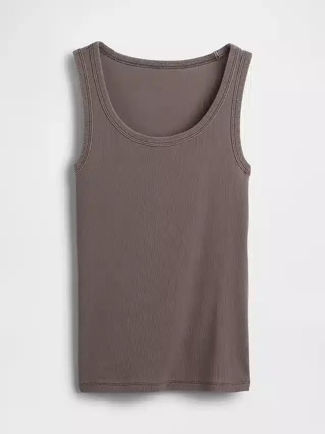Ribbet tank-top med rund hals