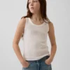 Ribbet tank-top med rund hals for barn