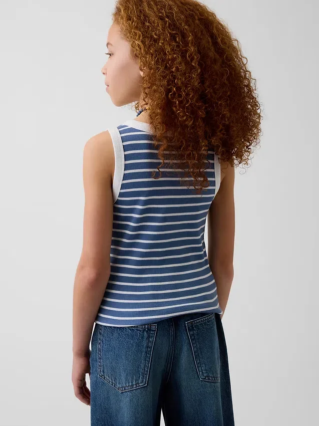 Ribbet tank-top med rund hals for barn