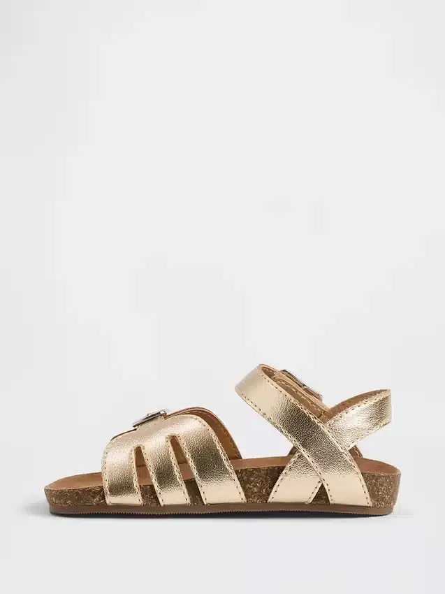 Sandaler med metalliske stropper for småbarn