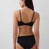 Secondskin bralette med kryssende stropper