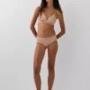 Secondskin bralette med kryssende stropper