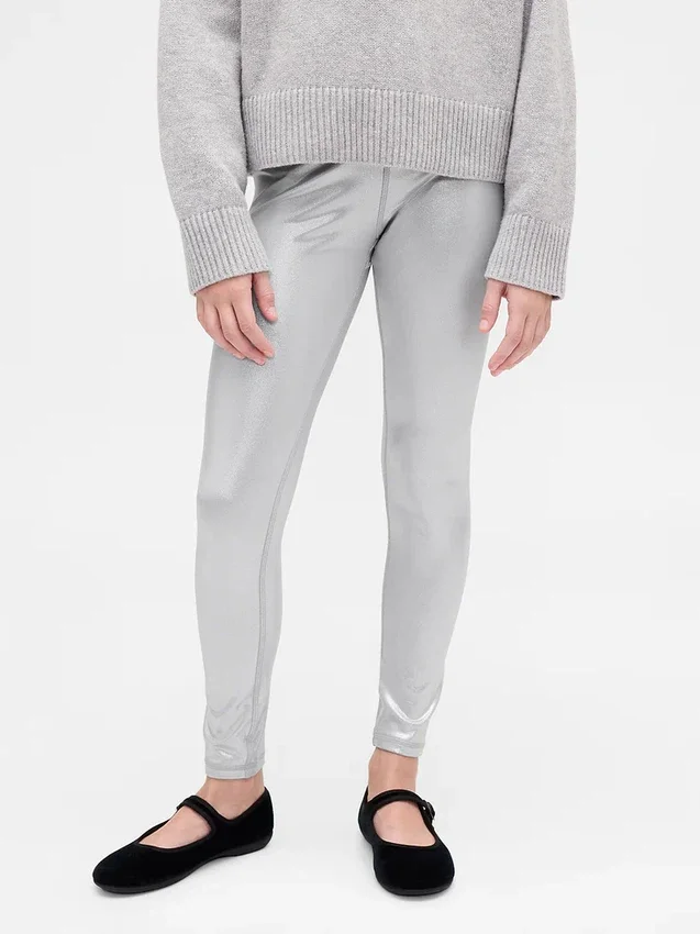 Shine-leggings for barn