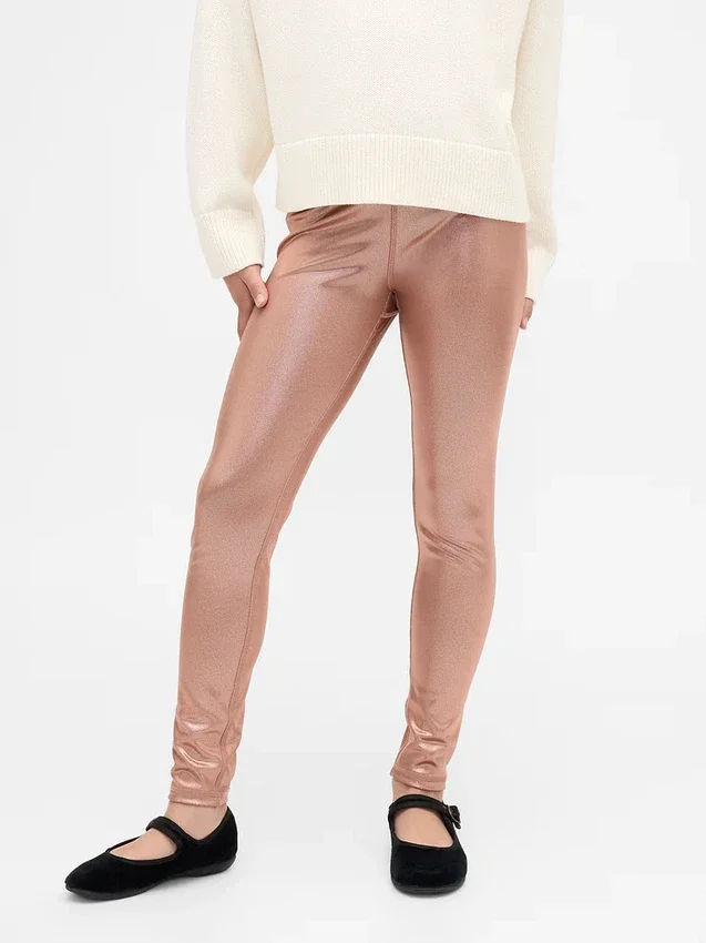 Shine-leggings for barn