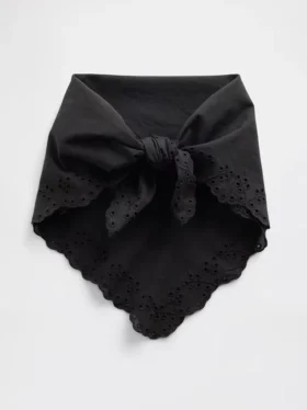 Skjerf i 100 % bomull med hullbroderi