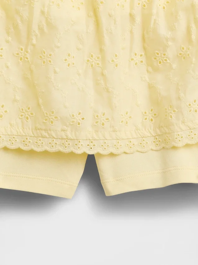 Skort med hullbroderi for barn