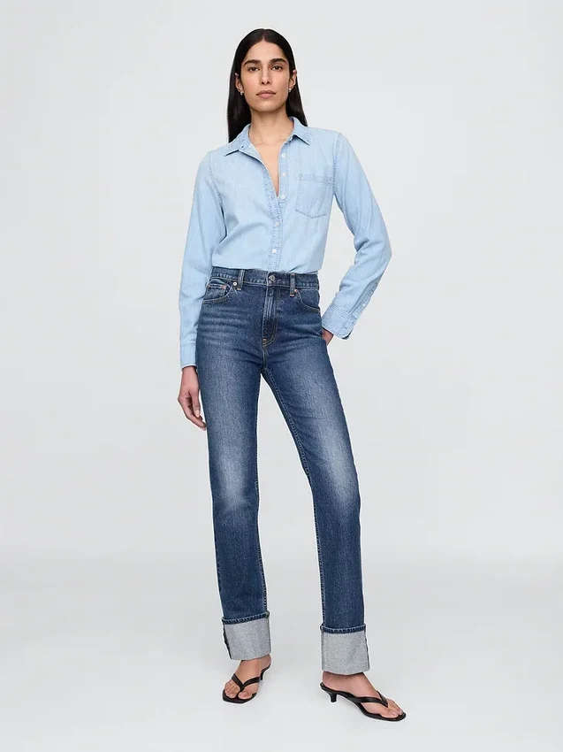 Slim straight-Jeans med høy midje og oppbrettede bukseben i 90-tallsstil
