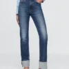Slim straight-Jeans med høy midje og oppbrettede bukseben i 90-tallsstil