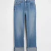 Slim straight-Jeans med høy midje og oppbrettede bukseben i 90-tallsstil