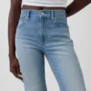 Slim straight-Jeans med høy midje og vridde sømmer i 90-tallsstil